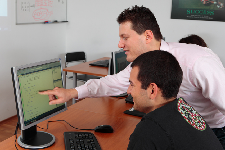 svetlin-nakov-teaching-explaining-csharp-in-telerik-academy-june-2010.jpg